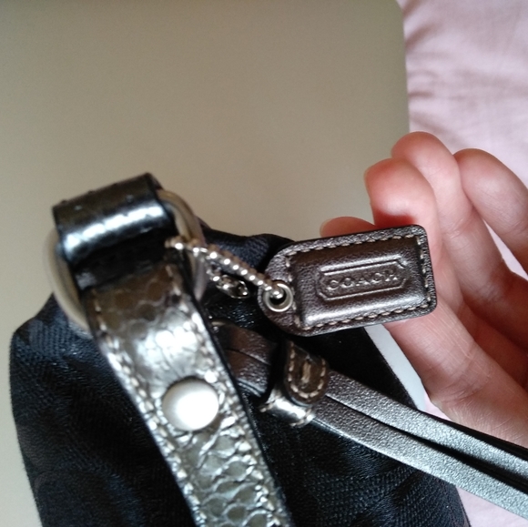 Mini Coach bag - Picture 7 of 9